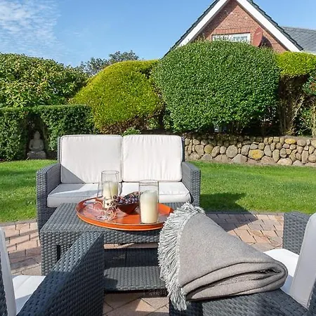 Haus Traumzeit Ferienhaus *